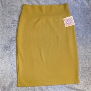 LuLaRoe Cassie 3XL Mustard Yellow pencil skirt